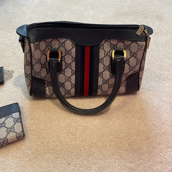 Meet your Posher, “ Mary Michelle “ - Picture 14 of 15